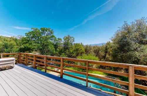 Oakhurst Casa | Hodges Hill Yosemite House