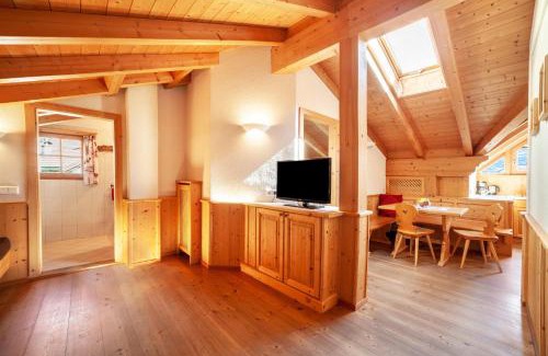 Montechiaro Apartamento | Hof am Schloss Apartement Lärche