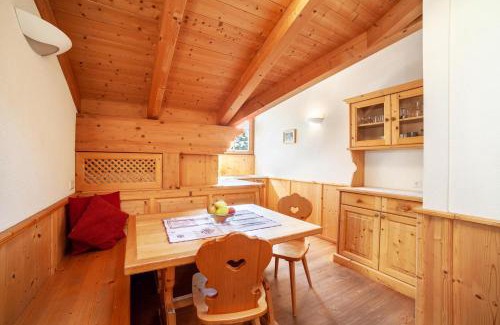 Montechiaro Apartamento | Hof am Schloss Apartement Lärche