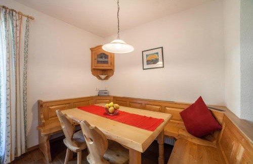 Montechiaro Apartamento | Hof am Schloss Apartment Edelweiss