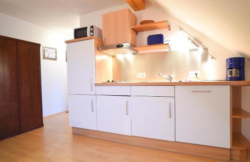 Niederberndorf Apartamento | Hof Köhne - Altes Bauernhaus - Wohnung Dachstube links
