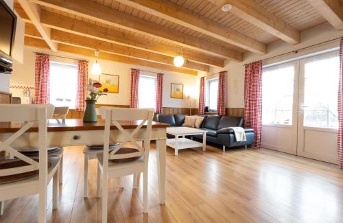 Niederberndorf Casa | Hof Köhne - Haus Feldscheune links
