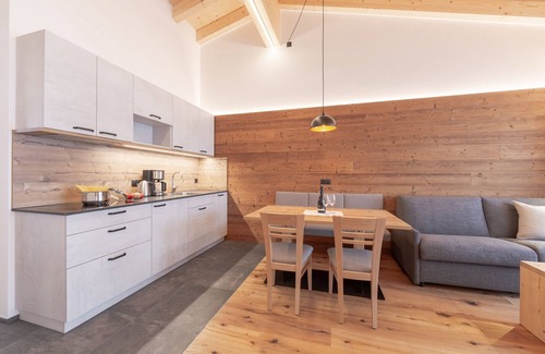 Valle di Casies Apartamento | Hoferhof - Apartamento A con vistas a la montaña, balcón y Wi-Fi