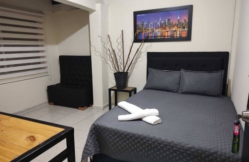 Santa Fe Apartamento | HOGAR DEL VIAJERO MEDELLIN