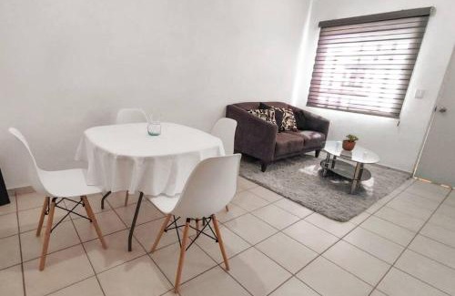 Mazatlán Apartamento | Hogar tranquilo, cerca de marina y plaza comercial