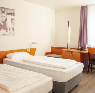 Heilbronn Hotel | hogh Hotel Heilbronn