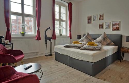 Brandenburg an der Havel Apartamento | Hogulu - STILVOLL UND ZENTRAL - 3-RAUM Appartement 1