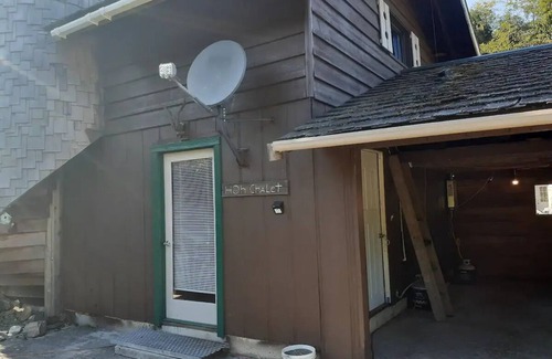 Forks Cabina | Hoh Chalet A cozy cabin on the Olympic Peninsula
