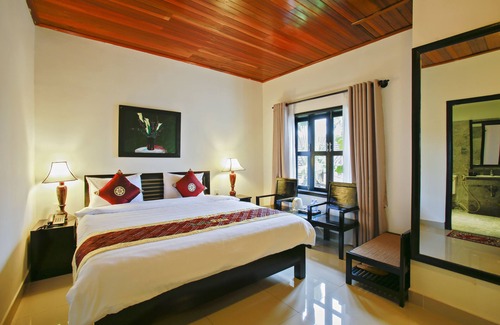 Cam Chau Hotel | Hoi An Red Frangipani Villa