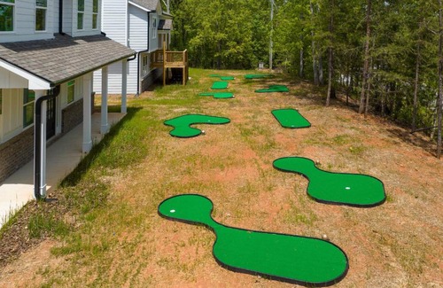 Gainesville Casa | Hole in 1