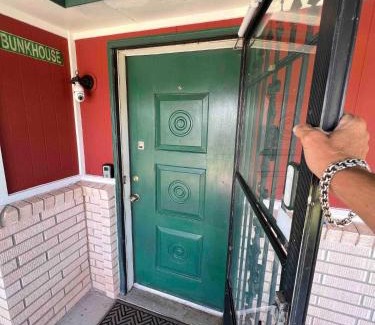 Columbus Casa | Hole in the Wall Getaway - USA Mexico Border Bed and Breakfast