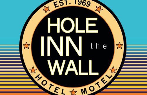 Fort Walton Beach Hotel | Hole Inn the Wall Hotel - Fort Walton Beach - Sunset Plaza - nearby Beaches & Hurlburt