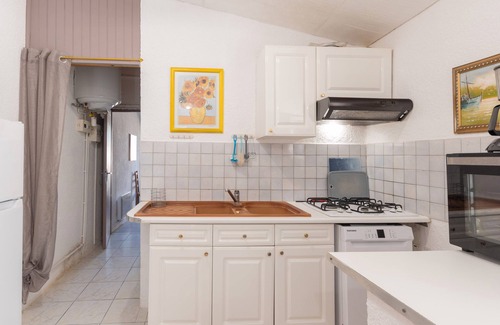 Saint-Sauveur-de-Cruzieres Casa | Casa de vacaciones 'Gîte 2 - Les Oliviers' con Wi-Fi