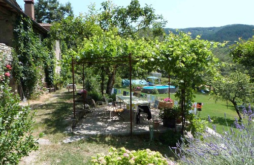 Chiusi della Verna Casa | casa de carácter - 4 habitaciones, 3 baños, cocina rodeada de naturaleza, piscina