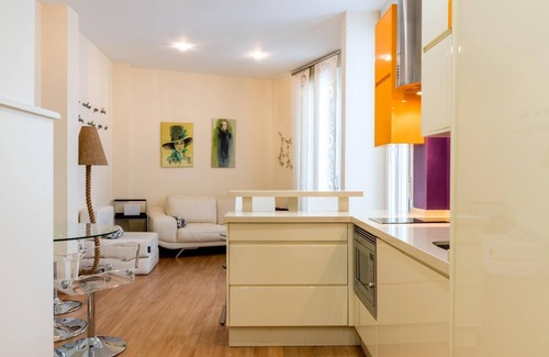 Nervion Apartamento | Holi-Rent Goya Apartamento de 1 habitación en Nervión.