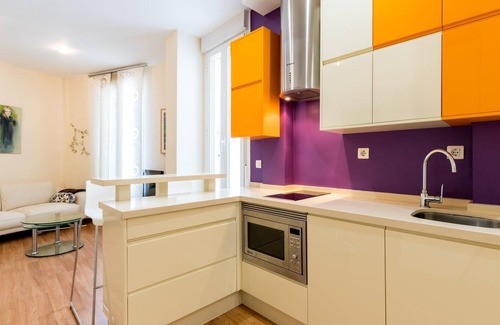 Nervion Apartamento | Holi-Rent Goya Apartamento de 1 habitación en Nervión.