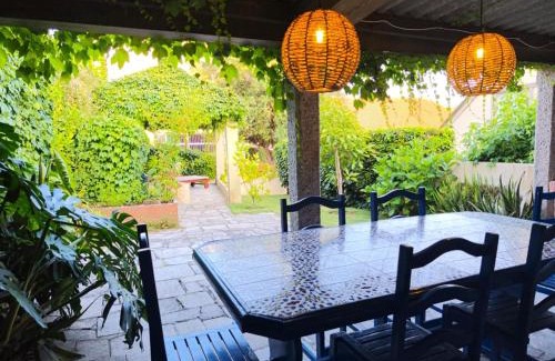 Nigran Villa | Holibai, Axouxere, Casa con preciosa zona verde, barbacoa, cerca del mar, Galicia, Nigrán