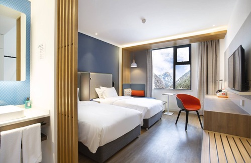 Jiuzhaigou Hotel | Holiday Inn Express Jiuzhaigou by IHG