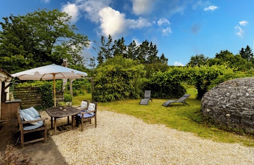 La Boissiere-d’Ans Casa | Casa de vacaciones 'Salle De Musique' con vistas a la montaña, piscina compartida y Wi-Fi