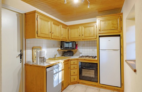 Prats-de-Carlux Casa | Casa de vacaciones 'Le Grand Pech' con piscina compartida, terraza privada y Wi-Fi