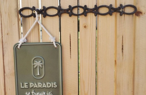 Saint-Christophe-du-Bois Casa | Casa de vacaciones 'Katel Chez Elle - Maison 5 Pers' con terraza privada, jardín privado y Wi-Fi
