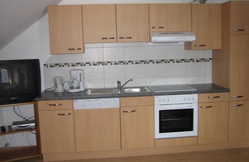 Sankt Andrae im Lungau Apartamento | Apartamento vacacional 'Seifterhof - Nr 2' con vistas a la montaña, terraza comunitaria y Wi-Fi