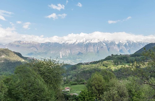 Voiandes Apartamento | Holiday Apartment Casa Federico Monte with Mountain View, Wi-Fi, Garden & Balcony; Parking Available