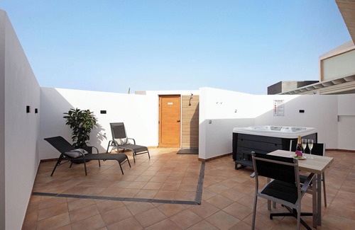 Puerto del Rosario Apartamento | Apartamento vacacional "Crepusculo" con vistas a la montaña, terraza y Wi-Fi