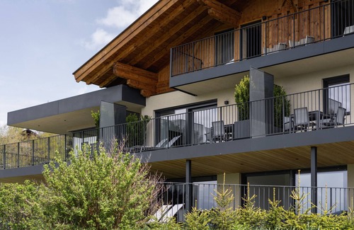 Avelengo Apartamento | Apartamento vacacional "Enzian Beim Lackl"