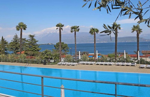 Villaggio Sanghen Apartamento | Apartamento vacacional Residencia directamente en el Lago de Garda