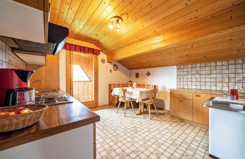 Verano Apartamento | Apartamento vacacional "Rotsteinhof Bergblick" con balcón y Wi-Fi