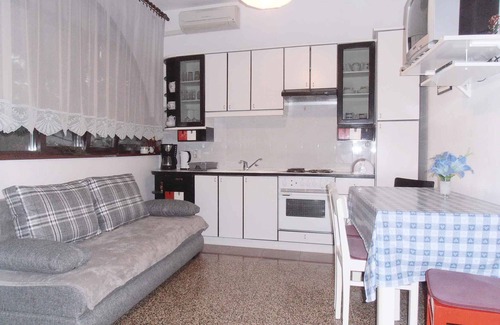 Sucici Apartamento | Apartamento vacacional con 2 terrazas y vista al mar