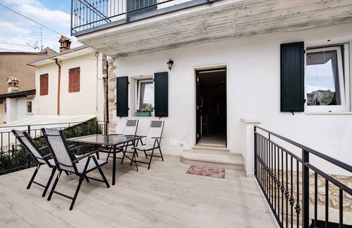 Albisano Apartamento | Apartamento vacacional "Casa Vera Aurora" con jardín privado y Wi-Fi