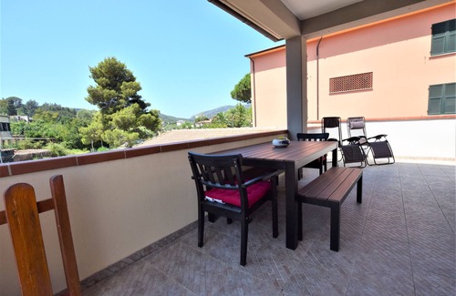 Marina di Campo Apartamento | Cereza Casa de vacaciones, Marina di Campo conveniente para la playa y el centro.
