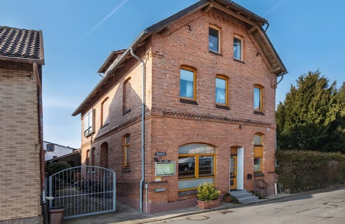 Hildesheim District Apartamento | Holiday Apartment '2' with Private Terrace, Private Garden and Wi-Fi