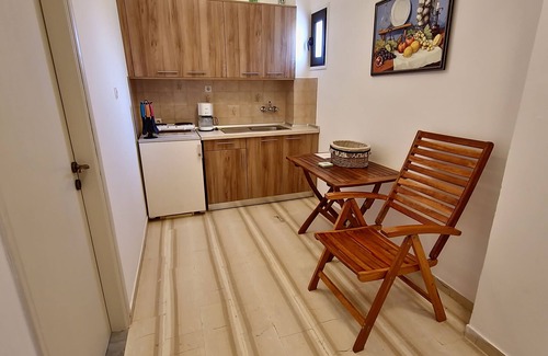 Melikia Apartamento | Apartamento vacacional 'Alexandra Apartment 9' con balcón privado y Wi-Fi