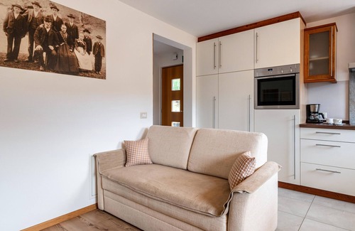Collalbo Apartamento | Apartamento 'Aschnerhof Auf'm Egg' con vistas a la montaña, terraza privada y Wi-Fi