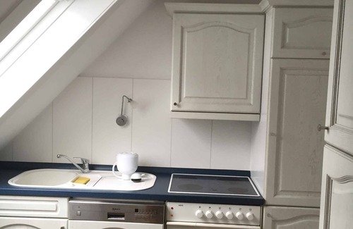 Altastenberg Apartamento | Apartamento vacacional cuna y silla alta en Winterberg-Altastenberg