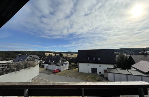 Schoenwald Apartamento | Apartamento vacacional "Casa de la Selva Negra" con balcón y Wi-Fi