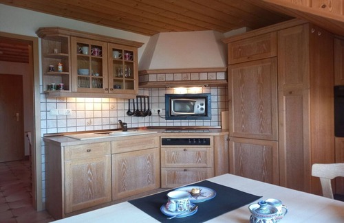 Degerndorf Apartamento | Apartamento vacacional Bräu