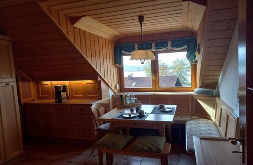 Degerndorf Apartamento | Apartamento vacacional Bräu