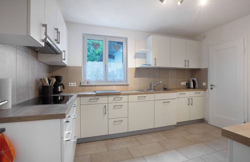 Grafenhausen Apartamento | Apartamento vacacional 'Irene' con vistas a la montaña, terraza privada y Wi-Fi