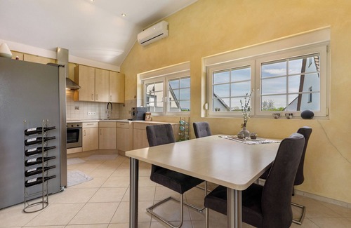 Kehl Apartamento | Apartamento vacacional 'Gästesuite' con vistas al bosque, terraza, Wi-Fi y aire acondicionado