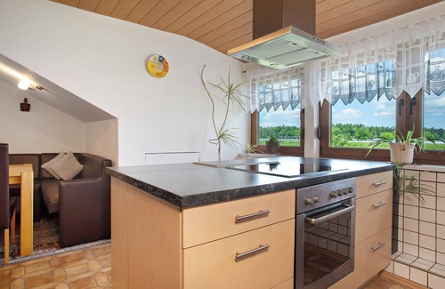 Langenargen Apartamento | Apartamento 'Haus Blütenmeer' con jardín compartido, balcón y Wi-Fi
