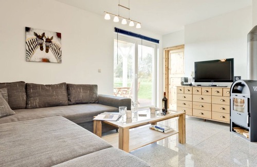 Wohlenberg Apartamento | Holiday Apartment "Haus Münster Wohnung 1" with Private Terrace & Wi-Fi