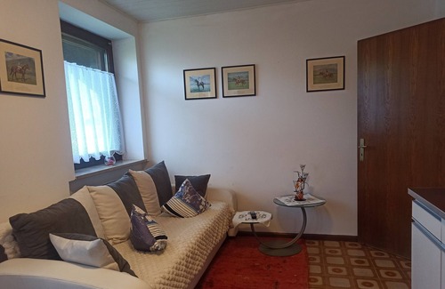 Lana Apartamento | Apartamento 'Jörg' con vistas a la montaña, piscina compartida y Wi-Fi