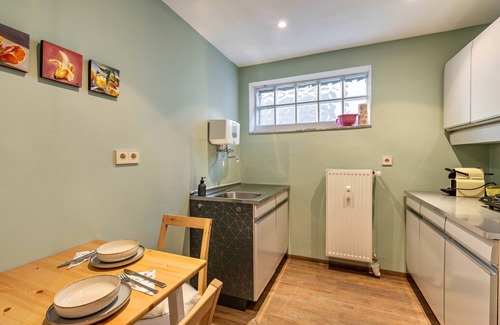 Eichlinghofen Apartamento | Apartamento vacacional 'Pequeño y Encantador' con Wi-Fi