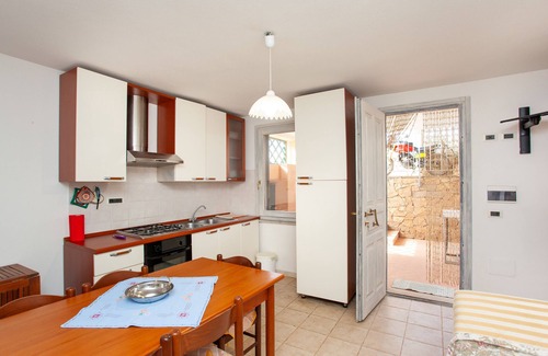 Iscra e Voes Apartamento | Holiday Apartment "La Quercia 2" with Wi-Fi
