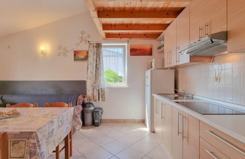 Lovrecica Apartamento | Apartamento de vacaciones Lovrecica para 1 - 5 personas con 2 dormitorios - Apartamento
