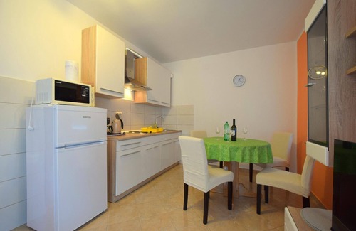 Gabonjin Apartamento | Apartamento de vacaciones Malinska para 1 - 5 personas con 2 dormitorios - Apartamento